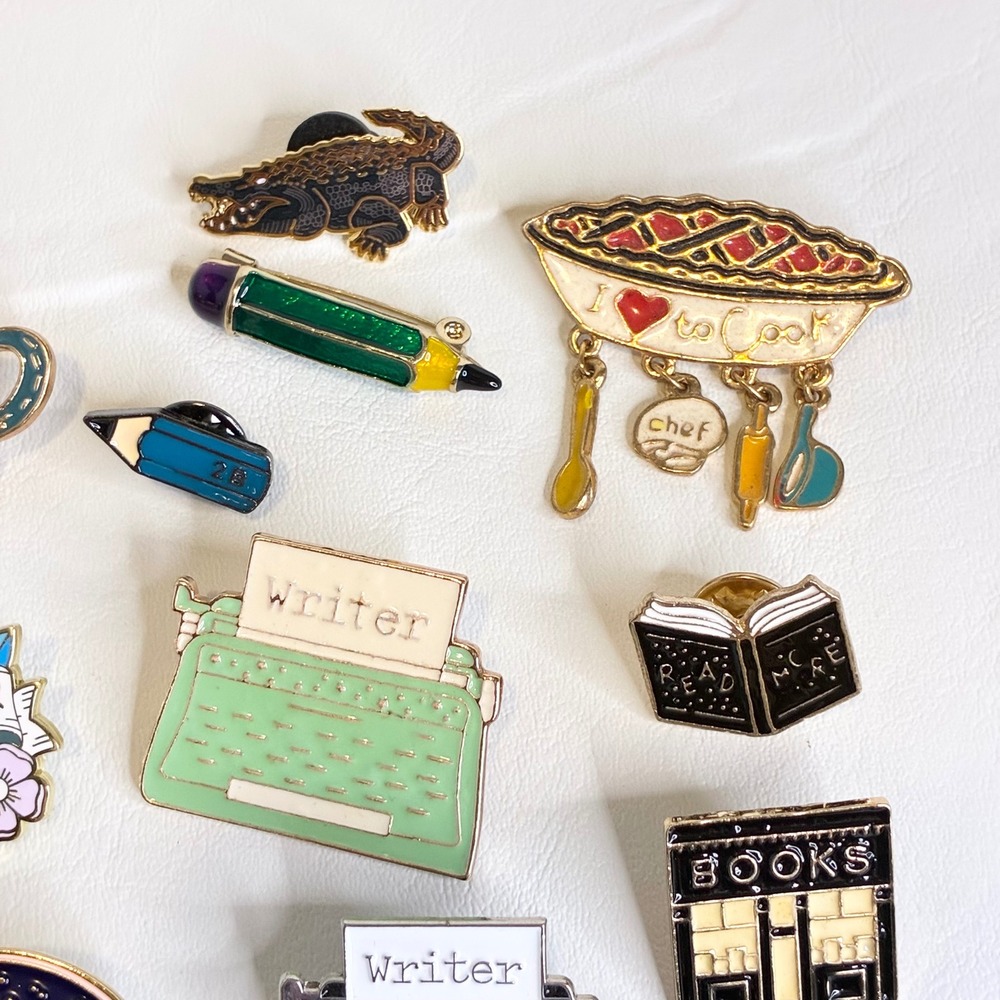 Book Lover Enamel Pin Lot Typewriter Library Tea Reading 32pc Collection - Picture 4 of 16